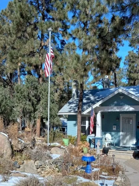 17 ft Heavy Duty Sectional Flagpole - Made in USA from Prescott Flags